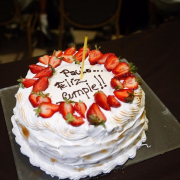Διπλή έκπληξη στον Πάουλο Ντιμπάλα για τα γενέθλιά του (vid & pics)
