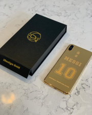 Το απίστευτο νέο χρυσό κινητό του Μέσι! (pics)