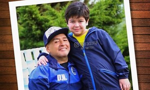 Ντιέγκο Μαραντόνα: Το συγκινητικό μήνυμα στον 7χρονο γιο του λίγες ώρες πριν πεθάνει